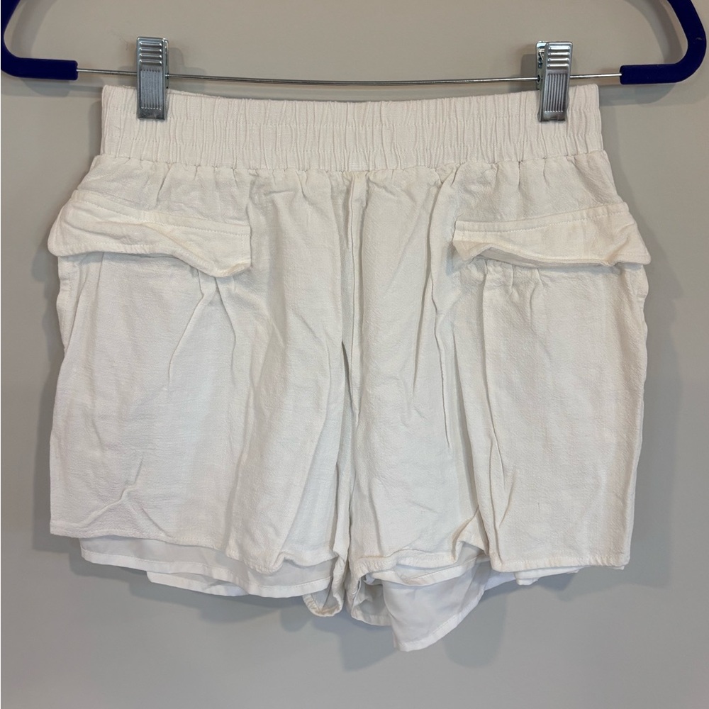 Women's White Casual Shorts - Linen, Lined - Size Small